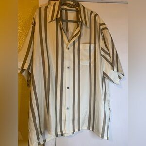 John Elliott Men Button Silk striped Shirt short sleeves. XXL collar.